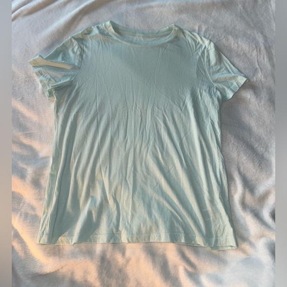 Tops - Women’s soft tshirt